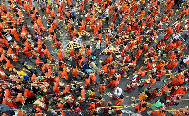 Shravani Mela 2025: देवघर में तैयारियों ने पकड़ी रफ्तार, कांवरिया पथ पर एक जुलाई से बिछेगा गंगा बालू |
