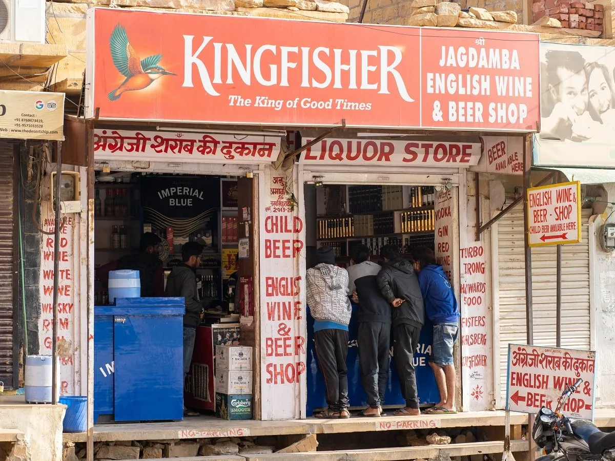 झारखंड में 1 सितंबर से बदल जाएगा शराब कारोबार: कुछ ब्रांड महंगे, कुछ होंगे सस्ते – जानें पूरी डिटेल