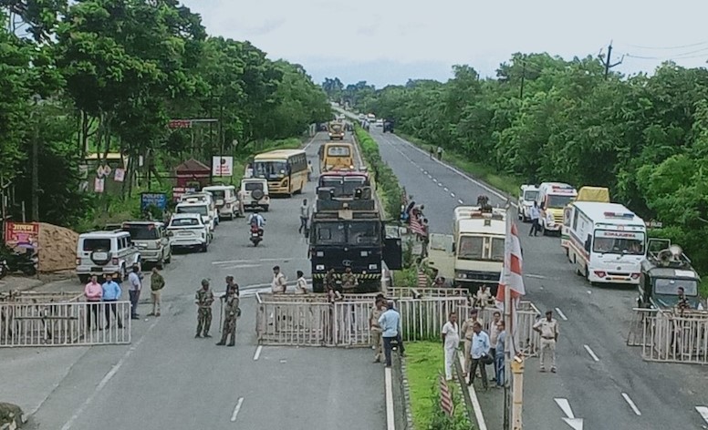 रिम्स-2 विवाद: नगड़ी पहुंचने से पहले ही आंदोलनकारियों को पुलिस ने रोका, कई नेता हिरासत में