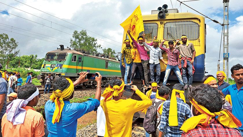 रामगढ़ में कुड़मी आंदोलन के खिलाफ आदिवासी समाज का विरोध मार्च 24 सितंबर को, 22 को बाइक रैली का ऐलान |