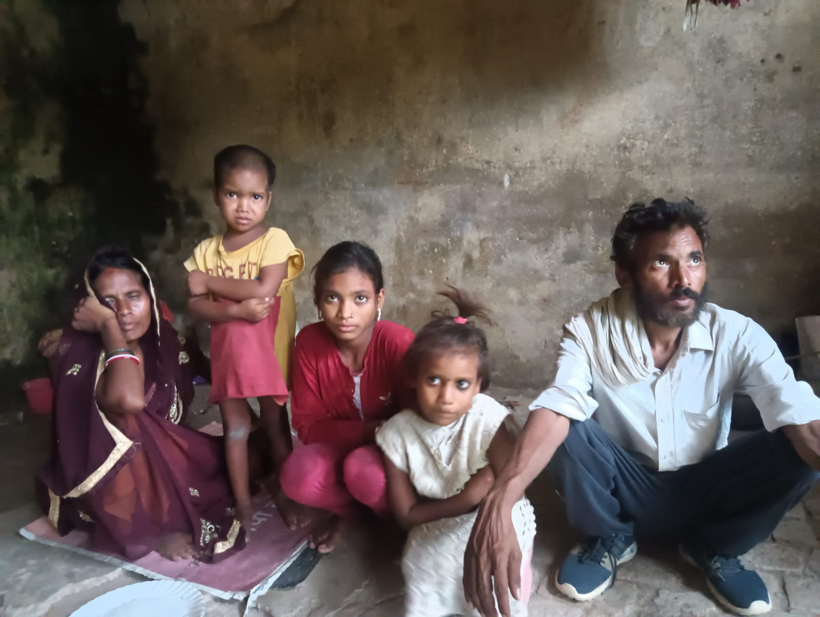 पलामू में गरीबी के कारण दूधमुंहे बच्चे की बिक्री, सीएम हेमंत सोरेन ने लिया संज्ञान, प्रशासन हरकत में |