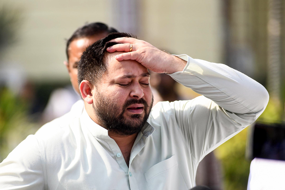 IRCTC घोटाला: कोर्ट के आदेश के बाद तेजस्वी यादव ने बीजेपी पर किया हमला, कहा – चुनाव आया है तो ऐसी चीजें होंगी |