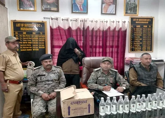 पलामू में बड़ी कार्रवाई: 700 बोतल अवैध शराब के साथ बोलेरो चालक गिरफ्तार, पुलिस ने वाहन जब्त किया |