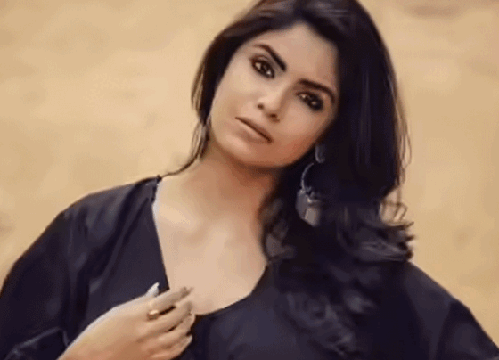 प्रेग्नेंसी रूमर्स पर भड़कीं टीवी एक्ट्रेस सायंतनी घोष:पोस्ट लिख बोलीं- ये क्या बकवास है? मैं प्रेग्नेंट नहीं हूं