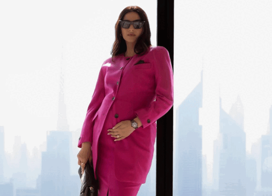 सोनम कपूर ने दूसरी प्रेग्नेंसी कंफर्म की:बेबी बंप के साथ स्टाइलिश अंदाज में फोटो शेयर किया, कैप्शन में लिखा- मां