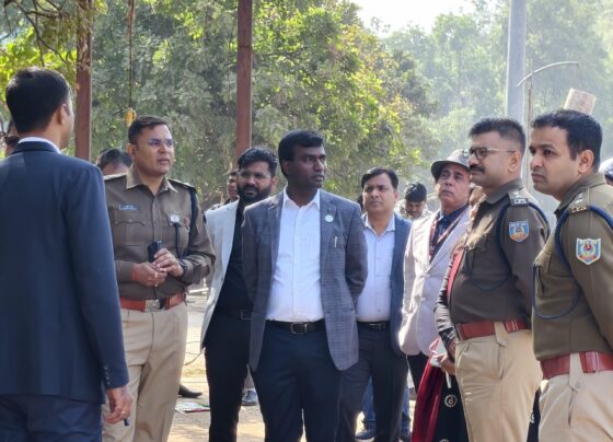 28 नवंबर के राज्यस्तरीय नियुक्ति पत्र वितरण कार्यक्रम की तैयारी तेज, डीसी मंजूनाथ भजंत्री ने मोरहाबादी मैदान का निरीक्षण किया |