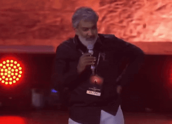 एसएस राजामौली पर धार्मिक भावनाएं आहत करने के आरोप:वाराणसी इवेंट में हुई तकनीकी दिक्कत, भगवान को दोष दिया, कहा- भगवान को नहीं मानता; माफी की मांग हुई