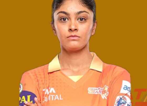 WPL ऑक्शन, पंजाब की हरलीन की लग सकती बड़ी बोली:गुजरात जायंट्स से डेब्यू मैच में 46 रन बनाए थे; PM से सवाल पूछकर सुर्खियों में रही