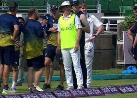 ढाका में भूकंप से बांग्लादेश-आयरलैंड टेस्ट रोका गया:5.7 तीव्रता के भूकंप से हिला कमेंट्री बॉक्स; खिलाड़ी ड्रेसिंग रूम छोड़कर मैदान पर आए