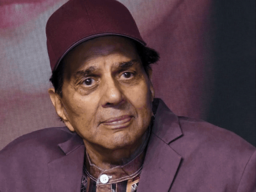 हरिद्वार पहुंचीं धर्मेंद्र की अस्थियां, VIP घाट पर होगा विसर्जन:सनी-बॉबी देओल समेत पूरा परिवार मौजूद, मीडिया से बनाई दूरी