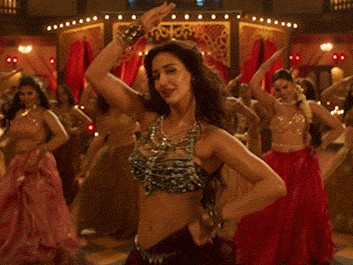 ओ रोमियो का नया गाना ‘आशिकों की कॉलोनी’ आउट:गाने में शाहिद कपूर-दिशा पाटनी की जबरदस्त केमिस्ट्री दिखी; 13 फरवरी को रिलीज होगी फिल्म