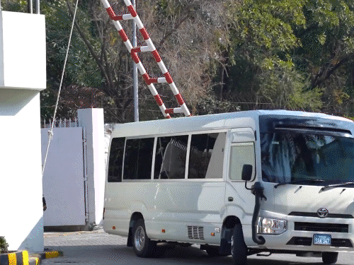 वर्ल्डकप से पहले पाकिस्तान पहुंची ऑस्ट्रेलियाई टीम:3 टी-20 मैचों की सीरीज खेलेगी; कमिंस, मैक्सवेल और हेजलवुड नहीं खेल रहे