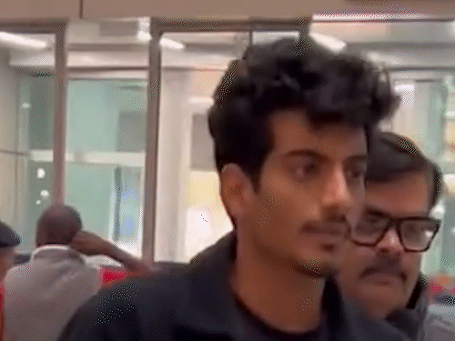 ₹40 लाख की धोखाधड़ी मामले में पलाश मुछाल की सफाई:आरोपों को बेबुनियाद बताया, कहा- मेरी छवि खराब करने की कोशिश, कानूनी कार्रवाई करूंगा