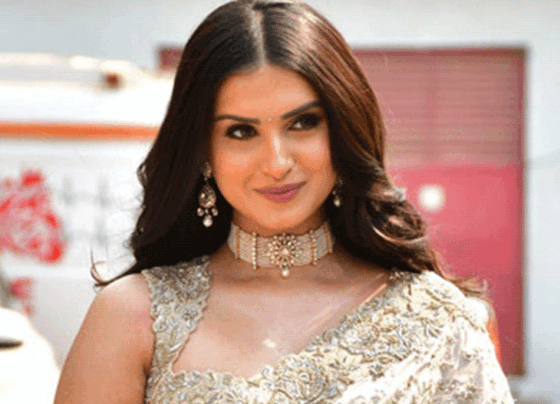 ब्रेकअप के दावे के बीच तारा सुतारिया की पहली पोस्ट:सोशल मीडिया पर अपनी अपकमिंग फिल्म टॉक्सिक का पोस्टर किया शेयर