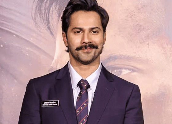 ट्रोलिंग पर वरुण धवन का मजेदार रिएक्शन:इंस्टाग्राम लाइव में खुद उड़ाया अपना मजाक, बोले- मेरे साथ पूरा हिंदुस्तान स्माइल कर रहा