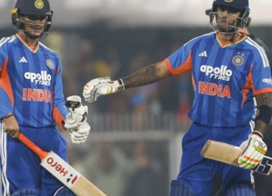 अभिषेक शर्मा लगातार 6 महीने से टी-20 के टॉप बैटर:कप्तान सूर्या की एक महीने बाद टॉप-10 में वापसी, ऑलराउंडर्स में हार्दिक तीसरे नंबर पर