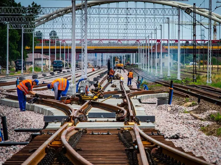 Jharkhand Railway Budget 2026: झारखंड को ₹7,536 करोड़, मिलेंगी नई वंदे भारत और अमृत भारत ट्रेनें|