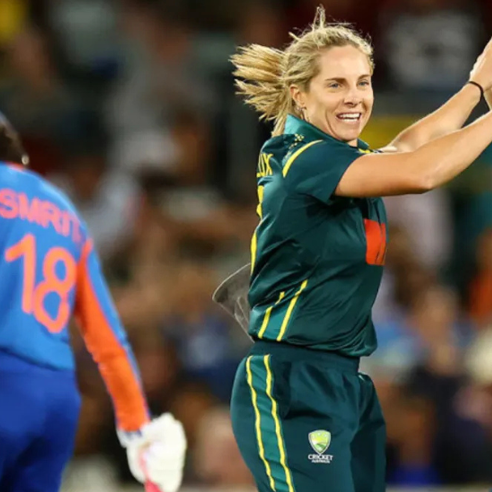 भारतीय विमेंस टीम 17 रन से दूसरा टी-20 हारी:ऑस्ट्रेलिया के खिलाफ 7 रन के अंदर 6 विकेट गंवाए; सीरीज 1-1 से बराबरी पर