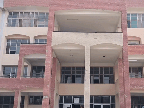 कंगना रनोट मानहानि केस में 10 मार्च को सुनवाई:बठिंडा में वकीलों की हड़ताल के कारण बढ़ी तारीख, किसान आंदोलन से जुड़ा मामला