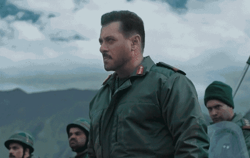 फिल्म बैटल ऑफ गलवान की रिलीज डेट टल सकती है:रिपोर्ट में दावा-कुछ अहम सीन के री-शूट में लग रहा है ज्यादा वक्त