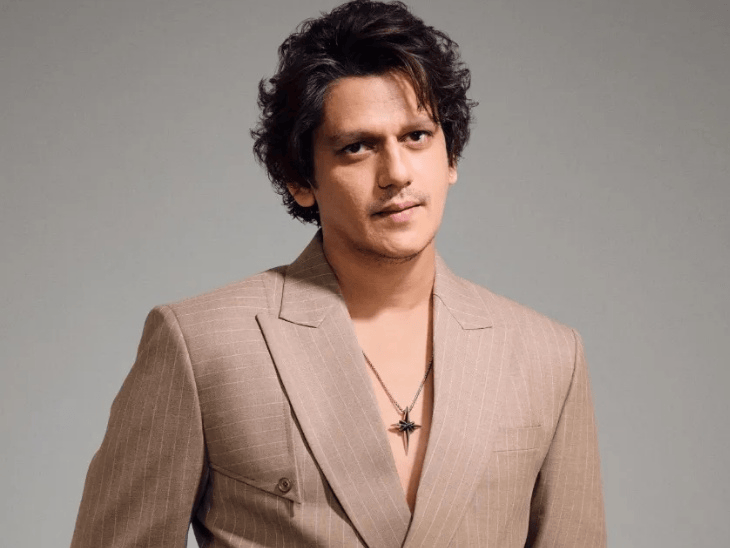 विजय वर्मा ने दिया नए रिलेशनशिप का हिंट:वैलेंटाइन्स डे पर मिस्ट्री गर्ल का हाथ थामे दिखे, बाद में निकला प्रैंक; कुछ महीने पहले तमन्ना से हुआ ब्रेकअप