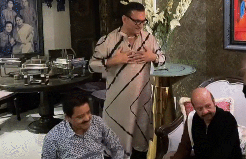 अभिजीत भट्टाचार्य के बर्थडे वीडियो पर बवाल:गणेश की तस्वीर के सामने पार्टी करते दिखे; उदित नारायण संग वायरल क्लिप पर सोशल मीडिया में मचा विवाद