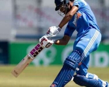 U-19 वर्ल्ड कप फाइनल में हरियाणवी कनिष्क का शानदार प्रदर्शन:आखिरी ओवर में 18 रन बना स्कोर 400 पार पहुंचाया, इंग्लिश कप्तान का विकेट भी चटकाया