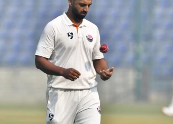 जम्मू-कश्मीर पहली बार रणजी ट्रॉफी के सेमीफाइनल में:MP को हराया; कर्नाटक ने 42 बार की चैंपियन मुंबई को बाहर किया, केएल राहुल का शतक