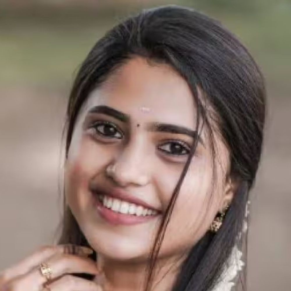 साउथ एक्ट्रेस अंजू कृष्णा ड्रग्‍स केस में गिरफ्तार:पुलिस ने नकली ग्राहक भेज कर ट्रैप सेट किया, मेथम्फेटामाइन-गांजा सहित अन्य अवैध पदार्थ जब्त किए