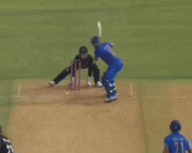 टी-20 वर्ल्ड कप में रोहतक के मयंक का दम:UAE टीम की तरफ से खेला, न्यूजीलैंड के खिलाफ 13 गेंदों में बनाए 21 रन