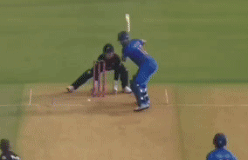 टी-20 वर्ल्ड कप में रोहतक के मयंक का दम:UAE टीम की तरफ से खेला, न्यूजीलैंड के खिलाफ 13 गेंदों में बनाए 21 रन