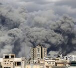 ईरान पर ‘फाइनल अटैक’ की तैयारी? ट्रंप के बयान के बीच खाड़ी देशों ने युद्ध जारी रखने की मांग तेज की