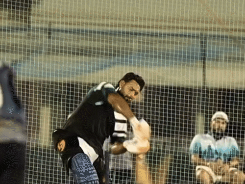 VIDEO: युवी से पावर हिटिंग सीख रहे पंत:IPL से पहले स्टांस बदला, पिछले सीजन में 269 रन ही बना सके थे