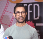 आमिर खान बोले, बचपन में रोमांटिक फिल्में देखना मना था:पुराने दौर की ब्लैक-एंड-व्हाइट मूवीज दूरदर्शन पर देखीं, ज्यादातर समय किताबें पढ़ता था