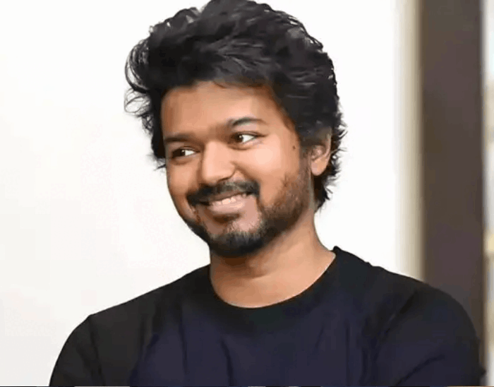 विजय थलपति फिल्म ‘जन नायकन’ पर सेंसर का निर्णय कल:रिवाइजिंग कमेटी करेगी नई स्क्रीनिंग, फिल्म देखने के बाद सर्टिफिकेट को लेकर होगा फैसला