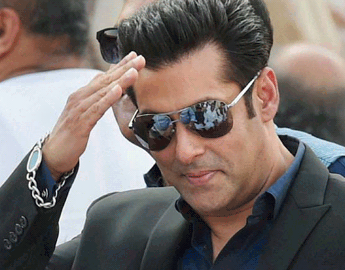 राज-डीके की नई फिल्म में सलमान खान बनेंगे रिटायरिंग सुपरहीरो:अप्रैल 2026 तक स्क्रिप्ट पूरी होने की संभावना, नवंबर में शुरू हो सकती फिल्म शूटिंग