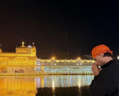 क्रिकेटर अभिषेक शर्मा ने अमृतसर में टेका मत्था:टी-20 वर्ल्ड कप फाइनल के बाद आए, मां के साथ धार्मिक स्थलों के किए दर्शन