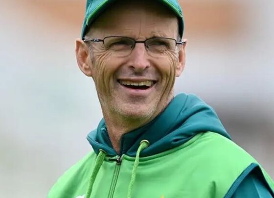 गैरी कर्स्टन श्रीलंका के नए हेड कोच बने:दो साल का कॉन्ट्रैक्ट, पूर्व साउथ अफ्रीकी ने भारत को 2011 वर्ल्ड कप दिलाया था