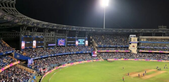 IPL गाइडलाइन- मैच के दिन प्रैक्टिस पर रोक:फिटनेस टेस्ट नहीं, जर्सी नंबर बदलने पर बताना होगा; ड्रेसिंग रूम में सिर्फ स्टाफ को एंट्री