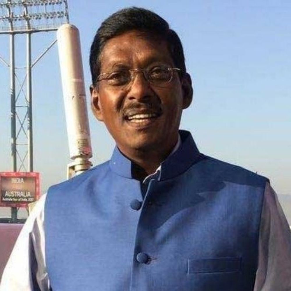 कमेंटेटर शिवरामकृष्णन ने रंगभेद के आरोप लगाए, BCCI पैनल छोड़ा:कहा- मक्खन नहीं लगा सकता; वॉर्न की स्पिन से निपटने के लिए सचिन को प्रैक्टिस कराई थी