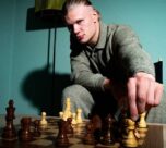 शतरंज के मुरीद हो रहे अन्य खेलों के खिलाड़ी:हालेंड ने ‘ग्लोबल चेस टूर’ में निवेश किया, जोकोविच के साथ चेस खेलते थे उनके कोच