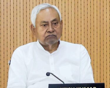 10 अप्रैल को राज्यसभा की शपथ लेंगे नीतीश कुमार, बिहार में नई सरकार को लेकर तेज हुई हलचल