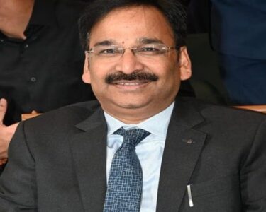 लैंड स्कैम केस में IAS विनय चौबे को राहत: सुप्रीम कोर्ट से सख्त शर्तों पर मिली जमानत