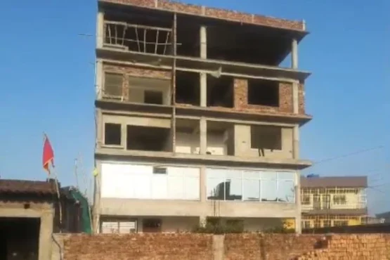 रांची ब्रह्मचारी नगर जमीन घोटाला: आदिवासी और गैरमजरूआ जमीन पर बन रहे आलीशान मकान, सरकारी कनेक्शन की आशंका