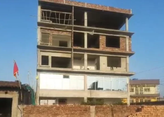 रांची ब्रह्मचारी नगर जमीन घोटाला: आदिवासी और गैरमजरूआ जमीन पर बन रहे आलीशान मकान, सरकारी कनेक्शन की आशंका