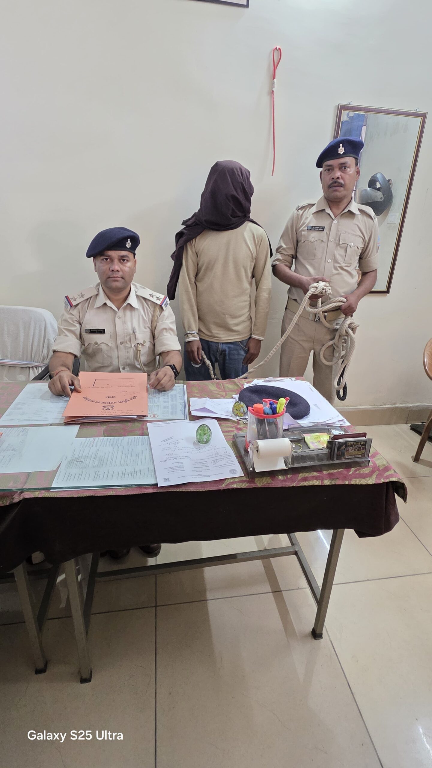 रांची में नकली HP सामान का बड़ा भंडाफोड़! रिसॉर्ट के फ्लैट से चल रहा था फर्जी फैक्ट्री, युवक गिरफ्तार