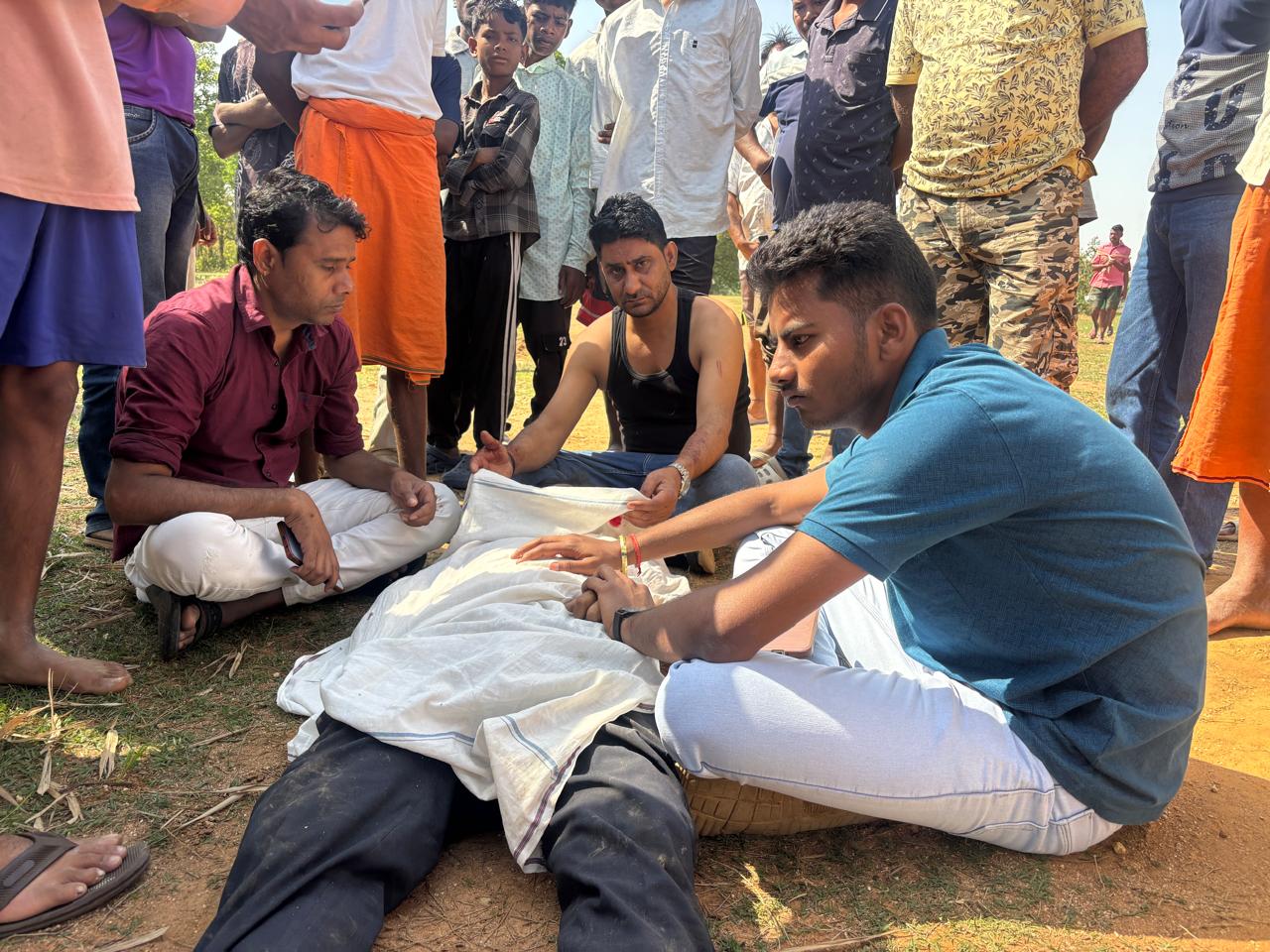 गुमला में दर्दनाक हादसा: भाजपा नेता को जंगली हाथी ने कुचलकर मार डाला, इलाके में दहशत