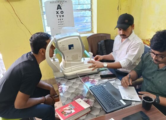 वार्ड नंबर 32, बैंक कॉलोनी में निशुल्क मेडिकल कैंप का आयोजन