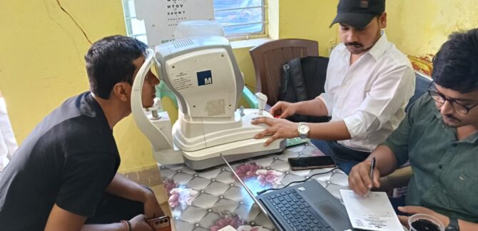 वार्ड नंबर 32, बैंक कॉलोनी में निशुल्क मेडिकल कैंप का आयोजन