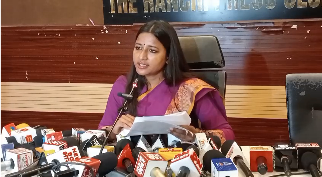 विष्णुगढ़ हत्याकांड: अंबा प्रसाद ने उठाए पुलिस जांच पर सवाल, CBI जांच की मांग तेज